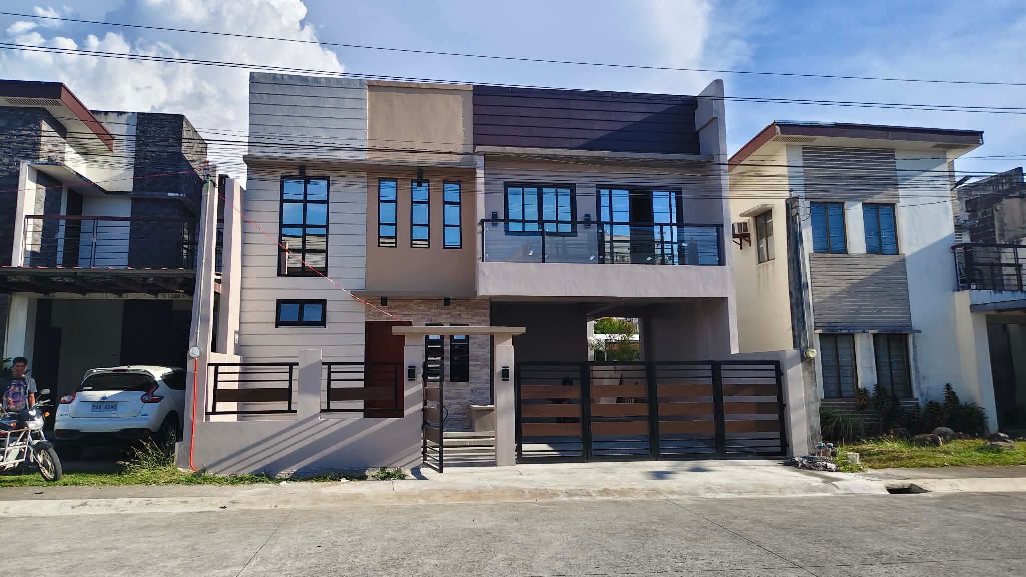 MODERN HOUSE AND LOT IN NAGA! in Bicol — real estate listing image 2