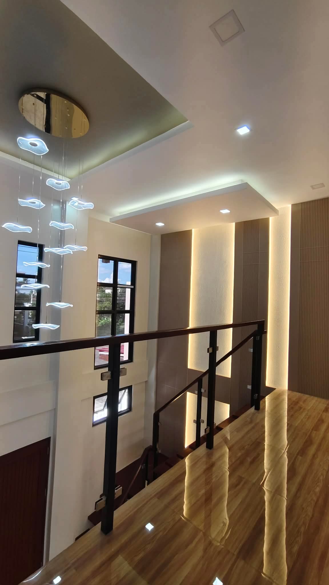 MODERN HOUSE AND LOT IN NAGA! in Bicol — real estate listing image 3